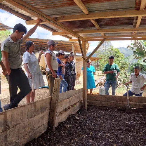 Peru Asociacíon Café del Futuro, Coffee Project, Coffee Peru, Coffee Composting Module